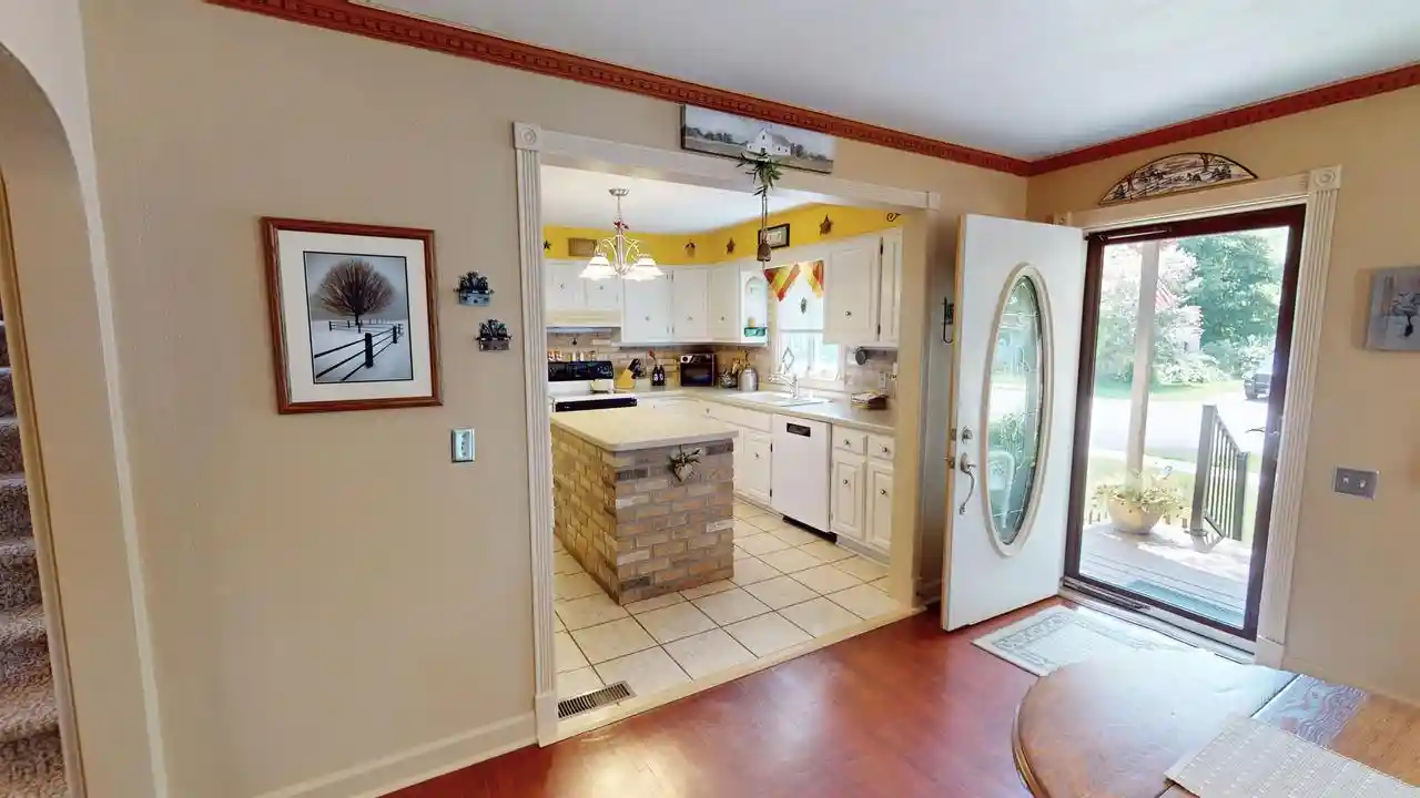 Homes for sale in Marshfield, WI | 1011 W Park Street Street, Marshfield, WI 54449 | MLS# 22603029