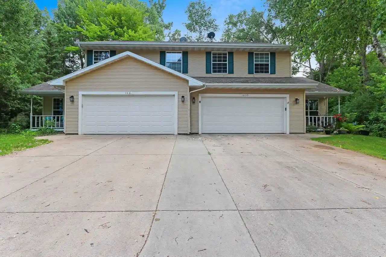 Homes for sale in Suamico, WI | 1637 Gabertfield Court Court, Suamico, WI 54173 | MLS# 50328427