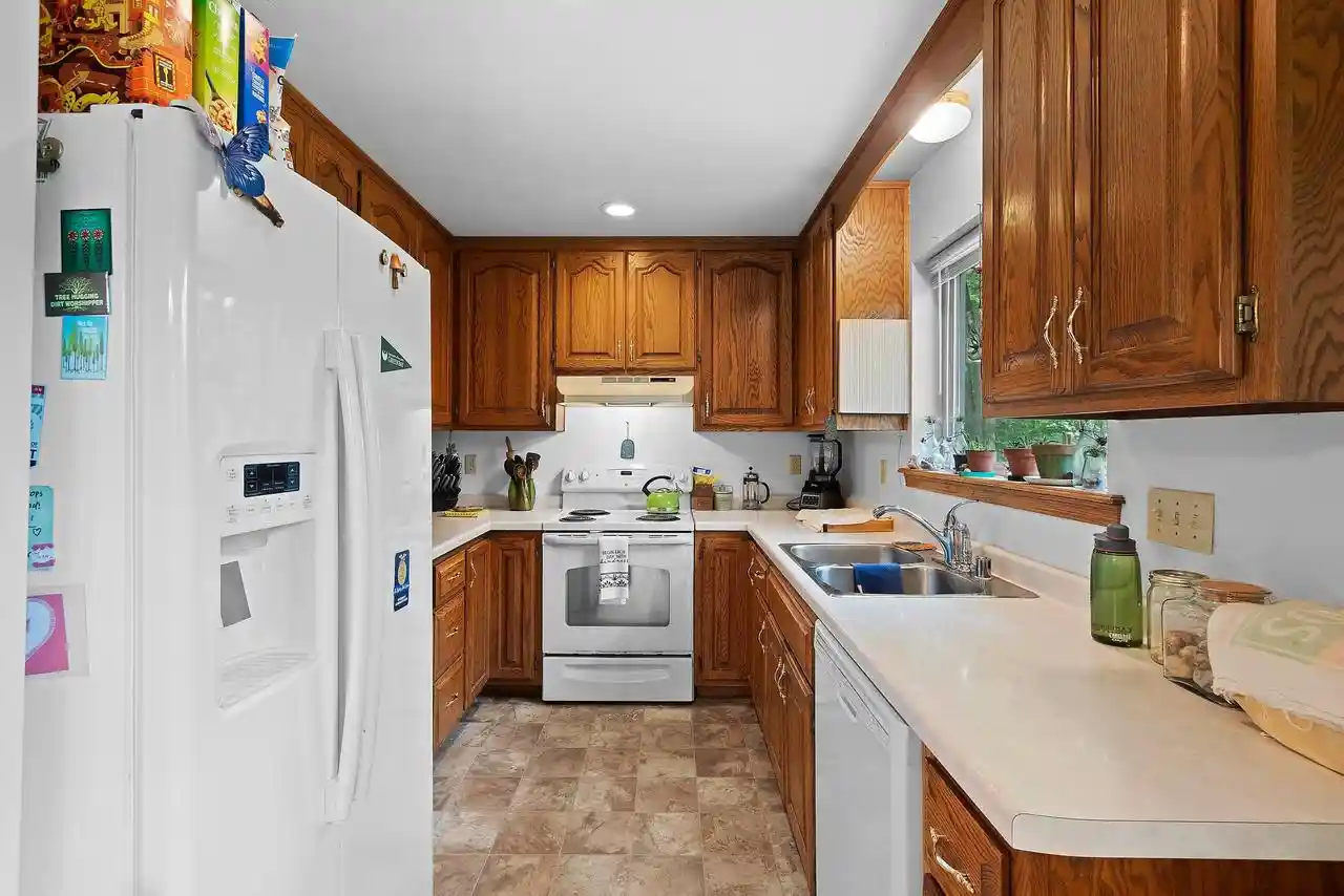 Homes for sale in Suamico, WI | 1637 Gabertfield Court Court, Suamico, WI 54173 | MLS# 50328427