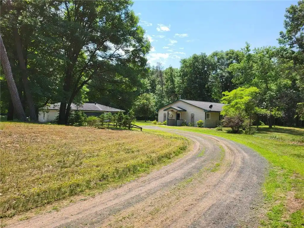 Photo 3 of Single family home for sale at 2631 283rd Street Street, Saint Croix Falls, WI 54024 | MLS# 7102718 | Listing updated on 2026-10-03