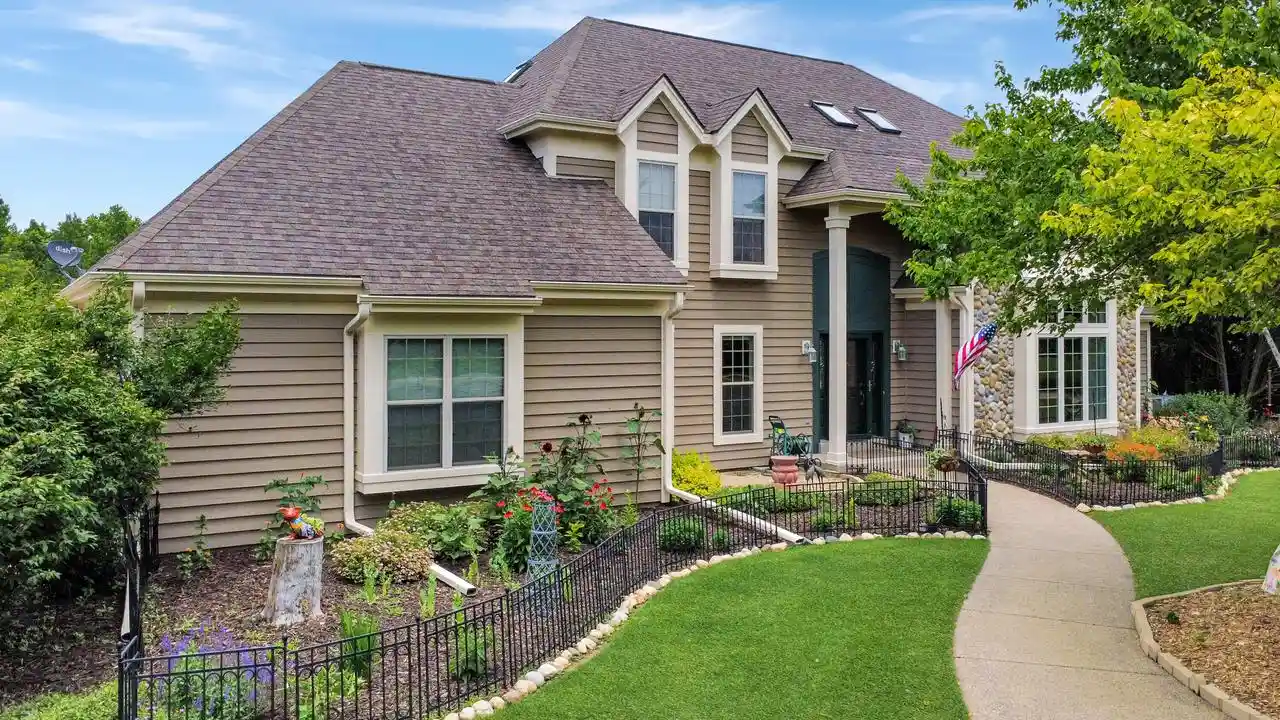 1st image of 4705 301 Avenue Avenue, Salem, WI 53168 | MLS# 1969824