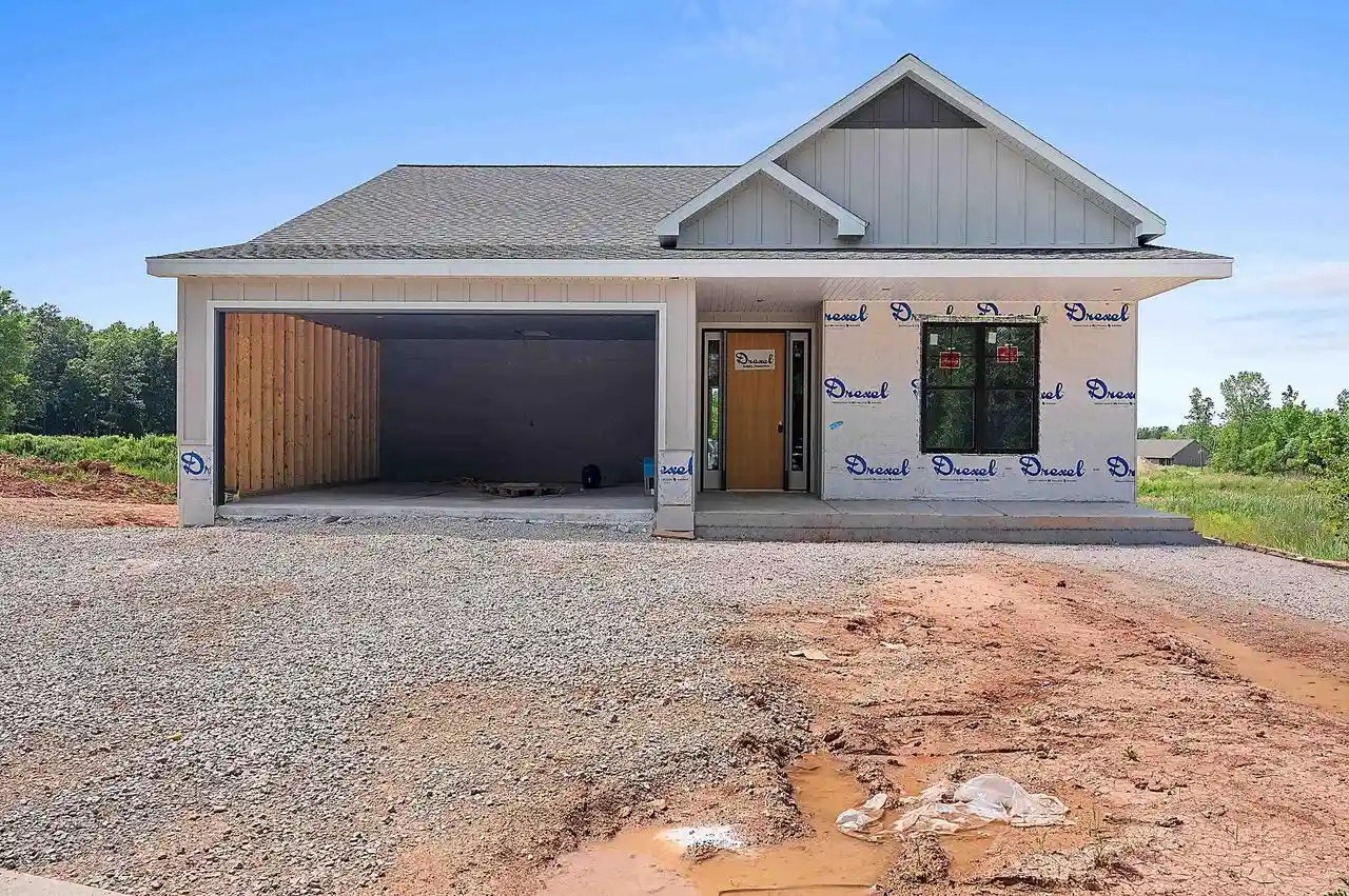 1st image of 475 Breccia Way Way, Green Bay, WI 54311 | MLS# 50328413