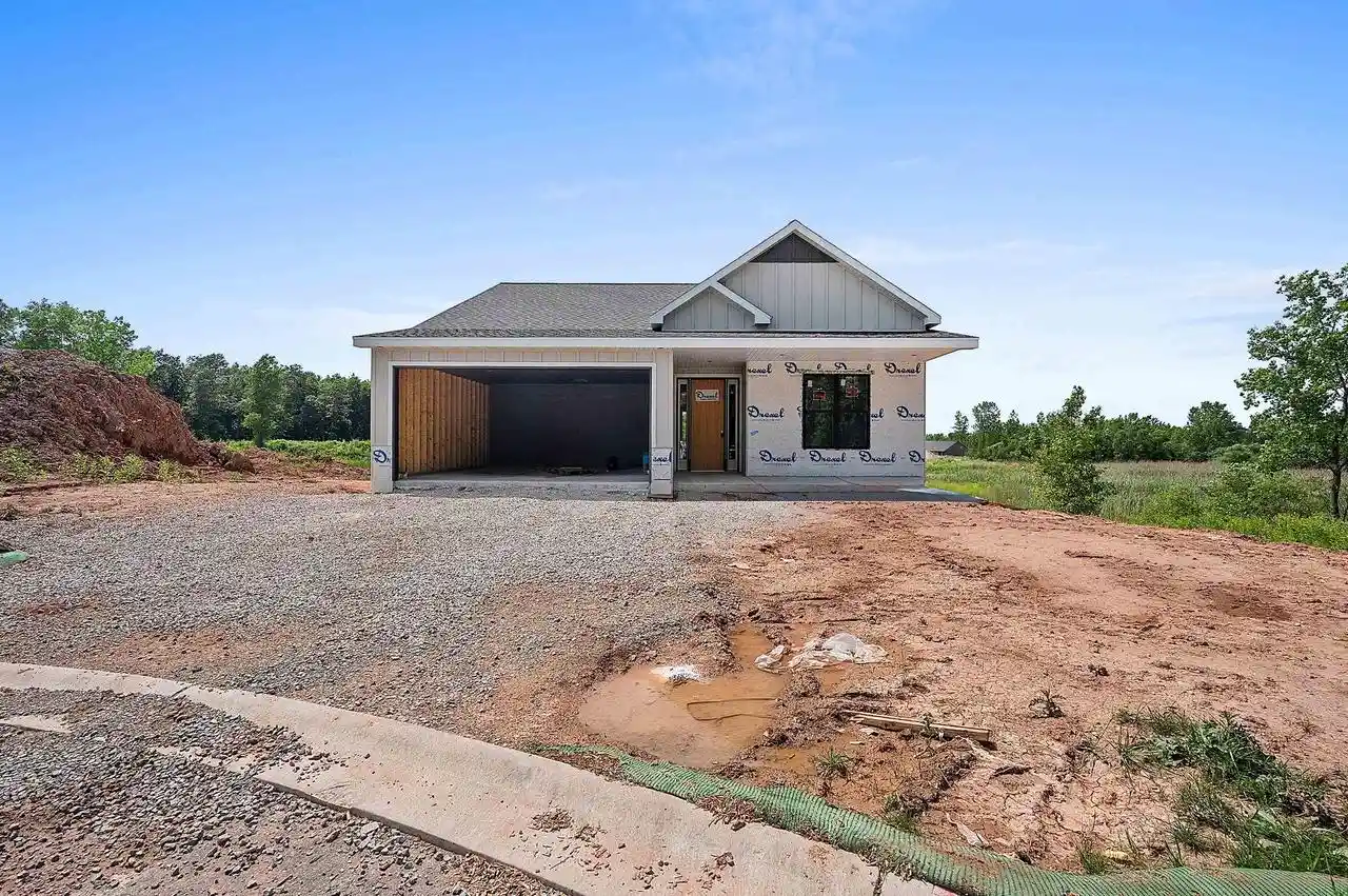 15th image of 475 Breccia Way Way, Green Bay, WI 54311 | MLS# 50328413