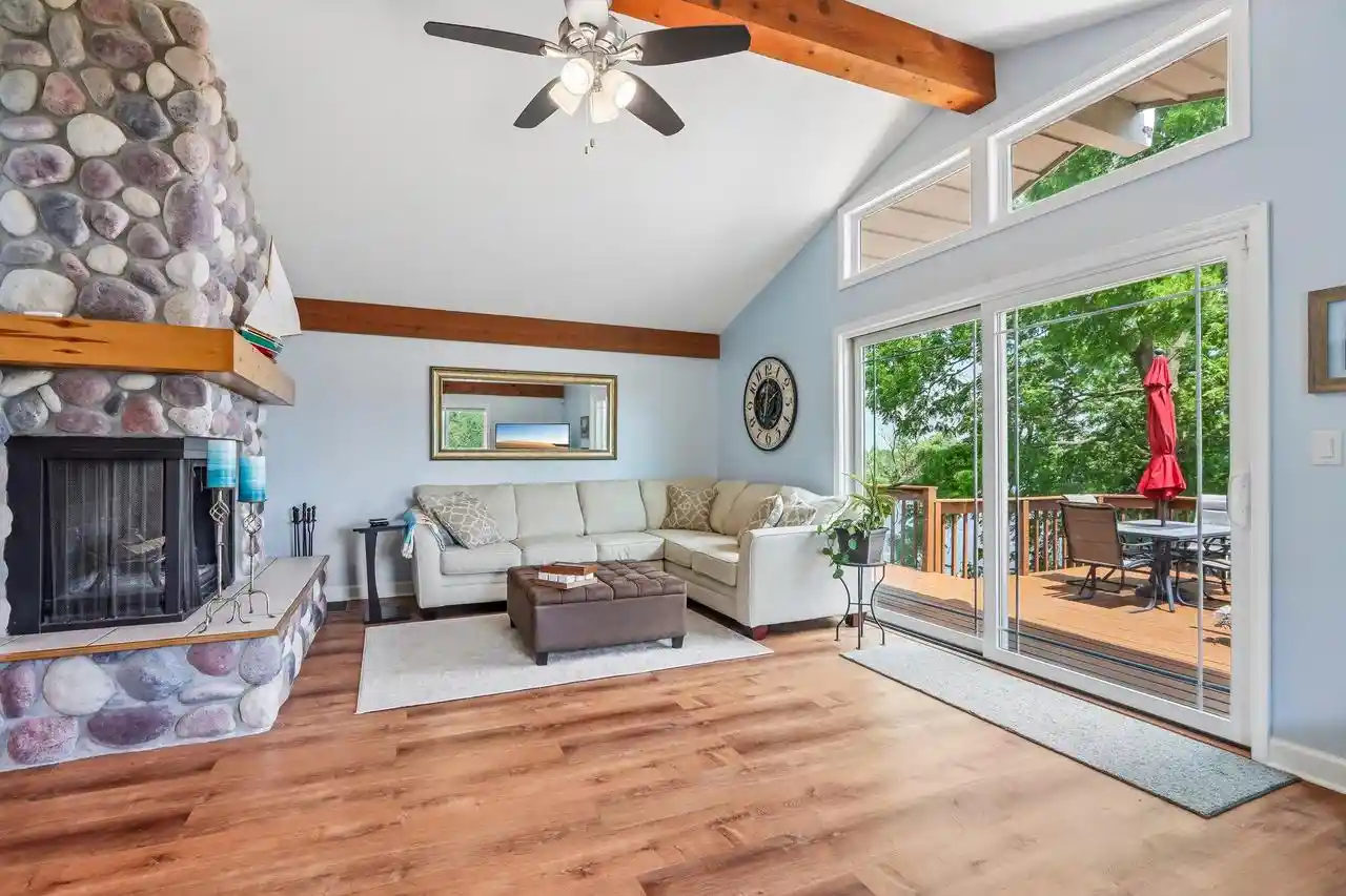 Photo 3 of Single family home for sale at 131 Riverside Dr Dr, Waterford, WI 53185 | MLS# 1969826 | Listing updated on 2026-09-23