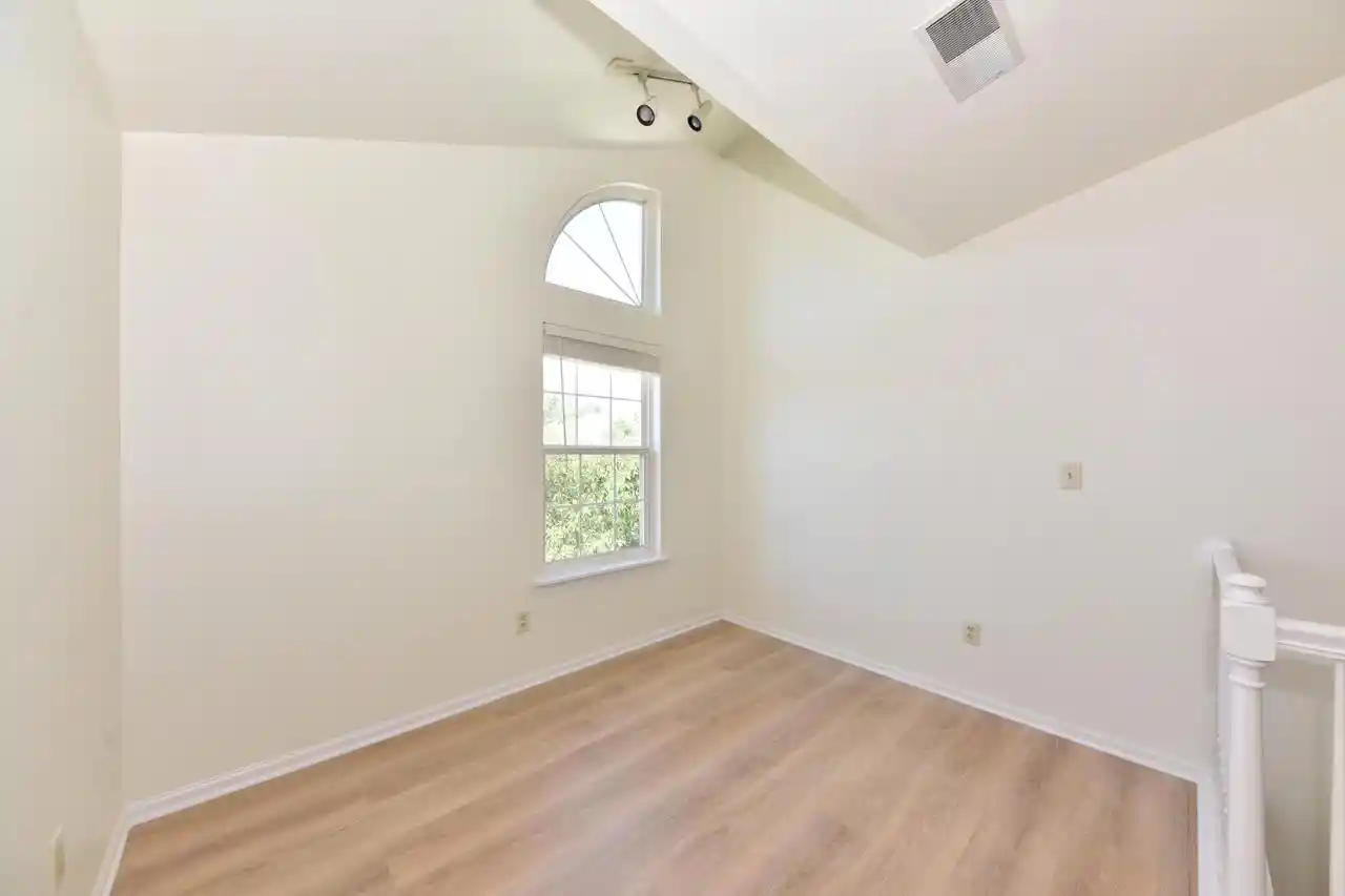 3rd image of 4835 Easy St St, Milwaukee, WI 53029