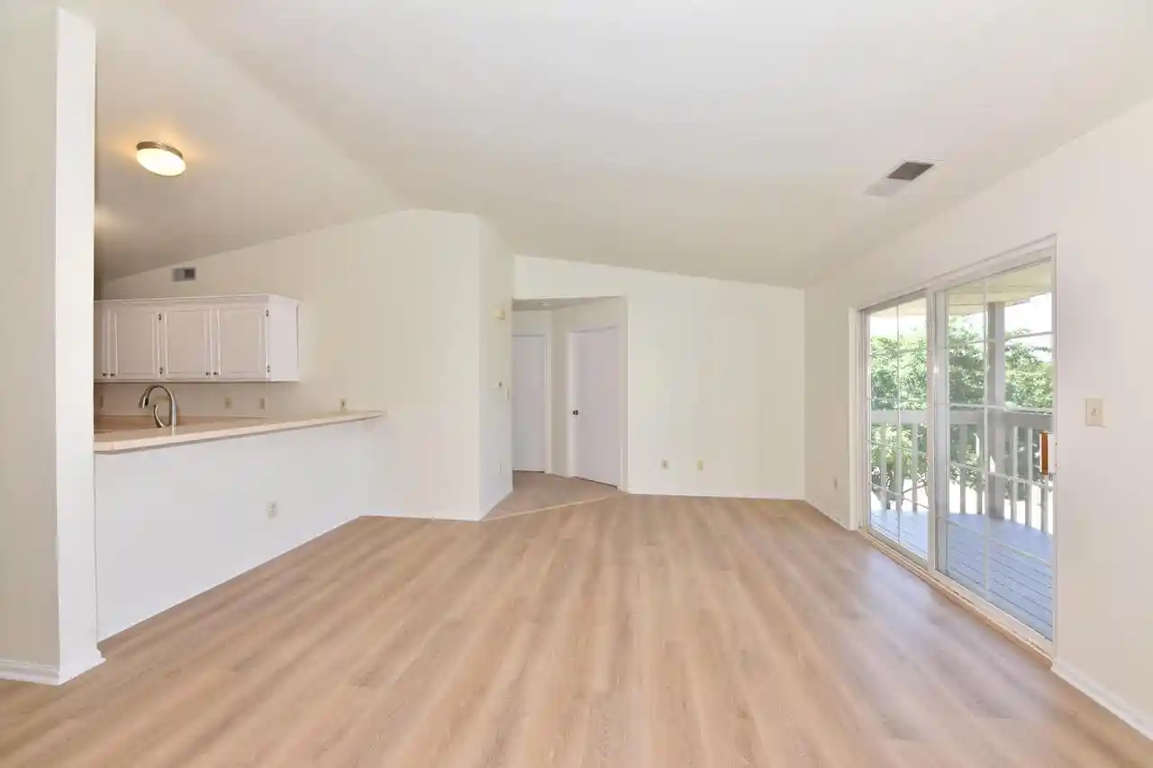2nd image of 4835 Easy St St, Milwaukee, WI 53209