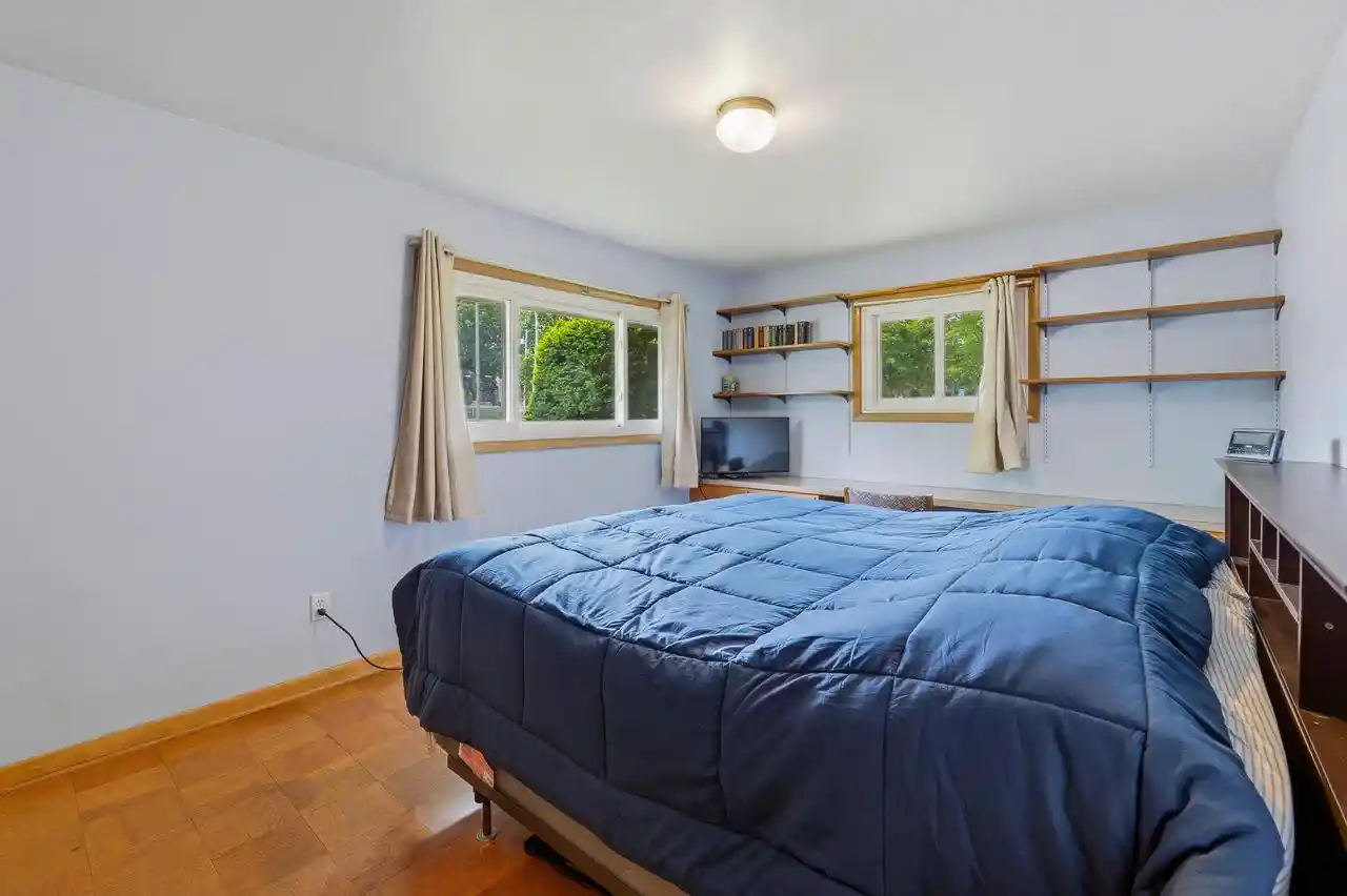 Photo 2 of Sale Pending at 872 S Park Avenue Avenue, Fond Du Lac, WI 54935 | MLS# 1969850 | Listing updated on 2026-09-23