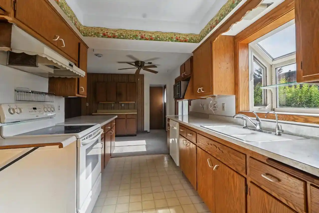 Homes for sale in Genoa City, WI | 38904 90Th Pl Pl, Genoa City, WI 53128 | MLS# 1969855