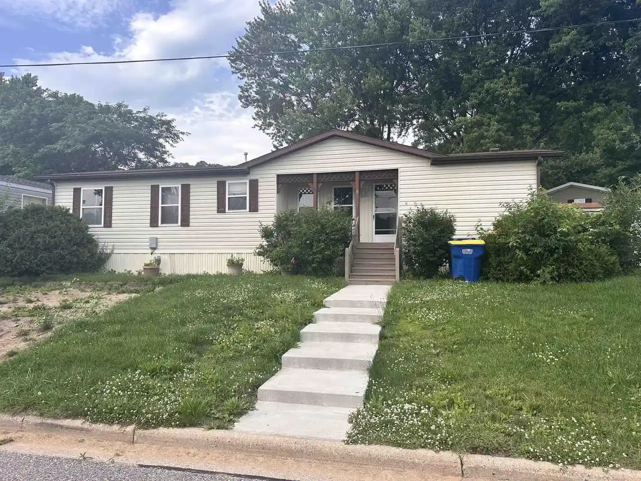 Homes for sale in Richland Center, WI | 1400 Veterans Dr Dr #11, Richland Center, WI 53581 | MLS# 2027167