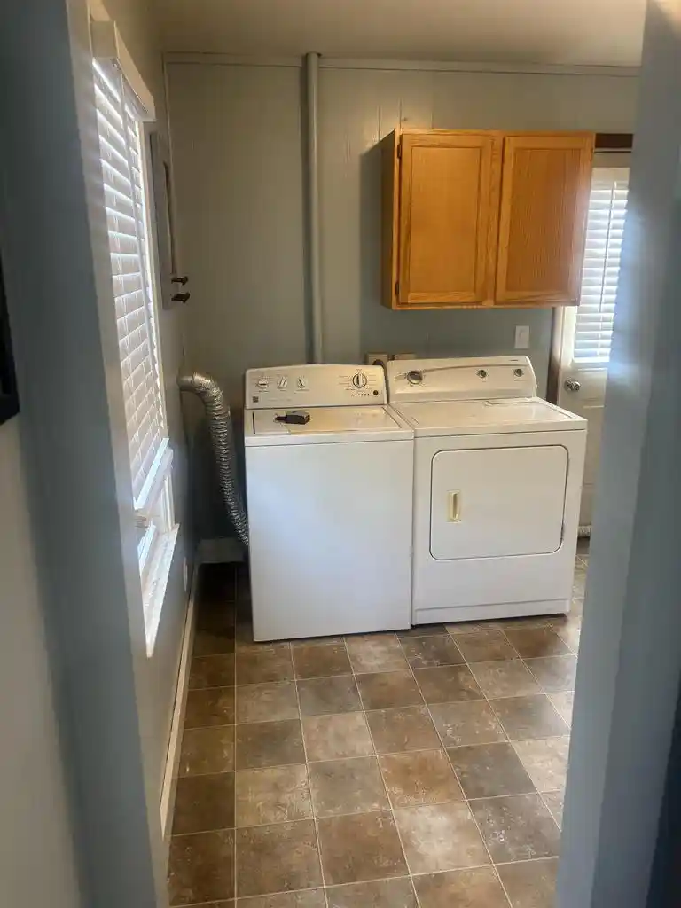 Photo 4 of Single family home for sale at 915 West Street Street, Baraboo, WI 53913 | MLS# 2027171 | Listing updated on 2026-08-31