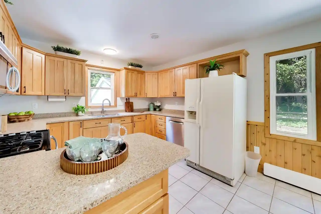 Photo 2 of Single family home for sale at N1547 Wooddale Dr Dr, Lake Geneva, WI 53147 | MLS# 1969892 | Listing updated on 2026-08-25