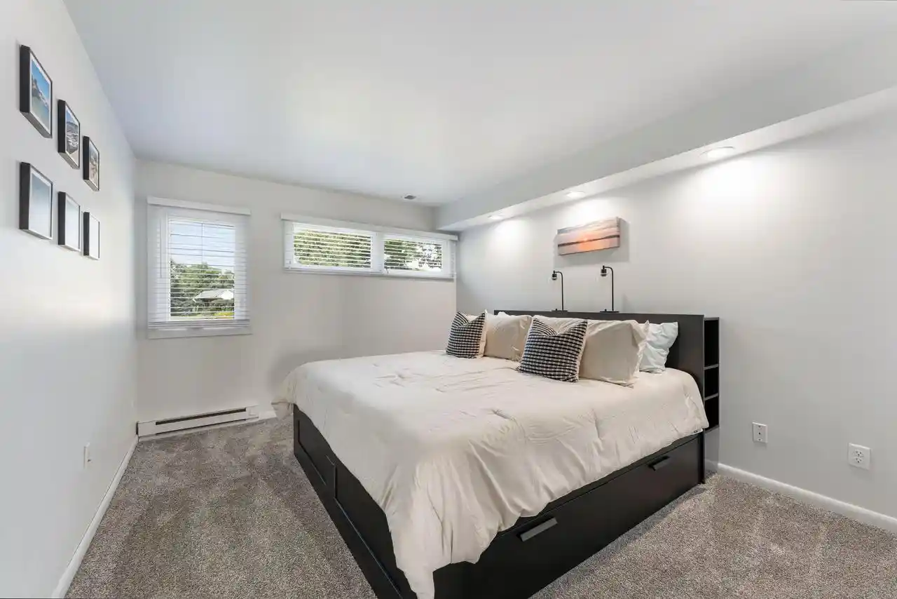 3rd image of 1522 Grandview Court Court #9, Kansasville, WI 53139 | MLS# 1969893