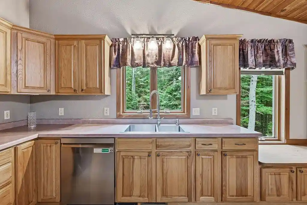 Homes for sale in Eagle River, WI | 3475 Oak Hill Lane Lane, Eagle River, WI 54521 | MLS# 22603041