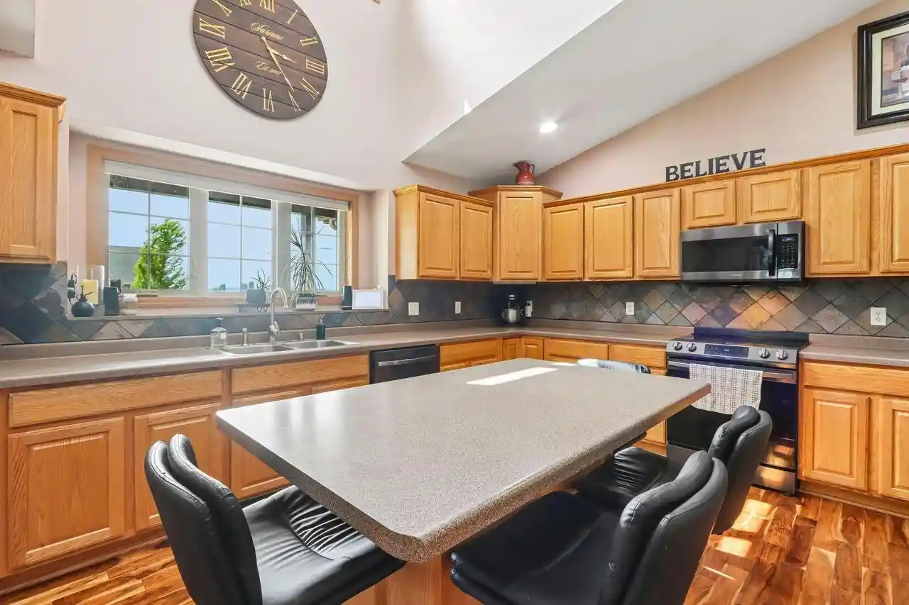 2nd image of 321 4th Street Street, Brooklyn, WI 53521 | MLS# 2027177