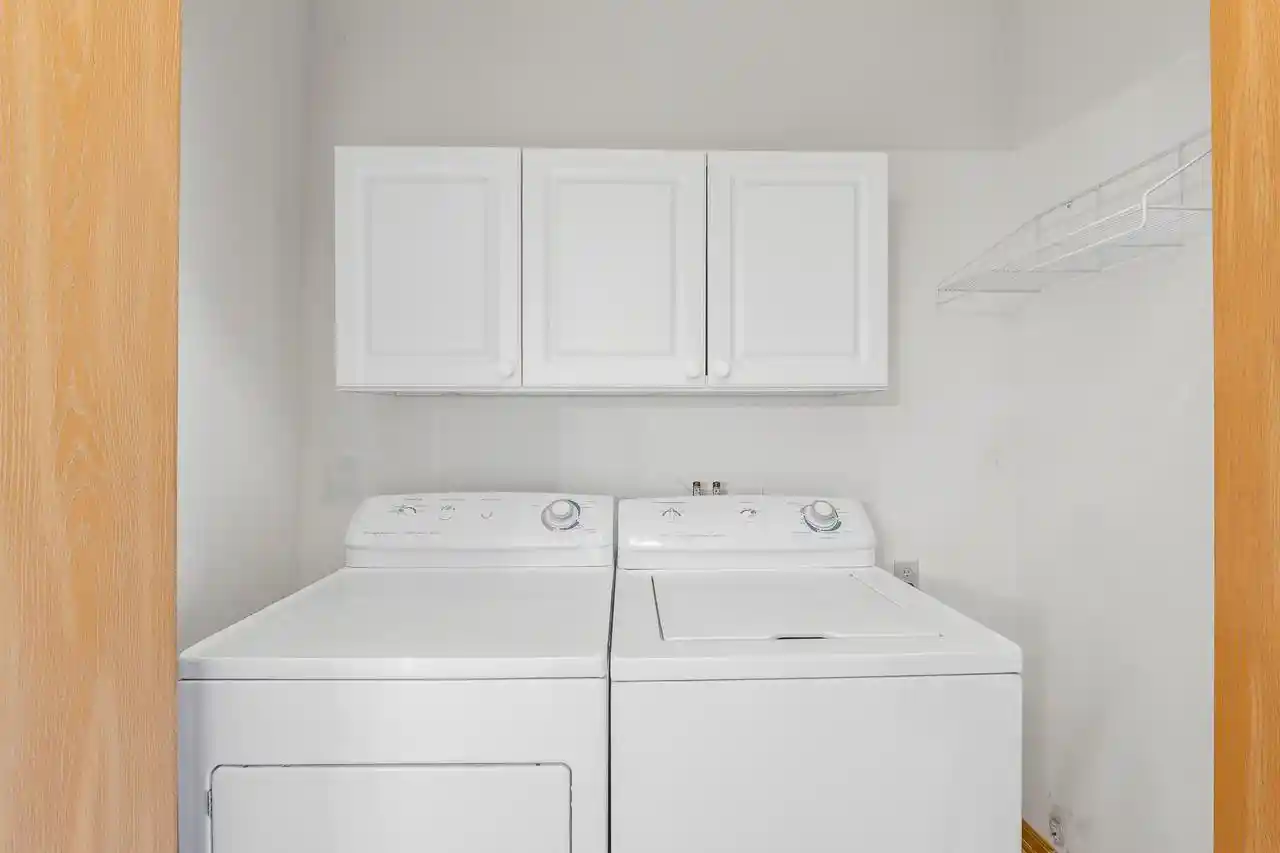 3rd image of 334 Brookside Dr Dr, Mayville, WI 53050