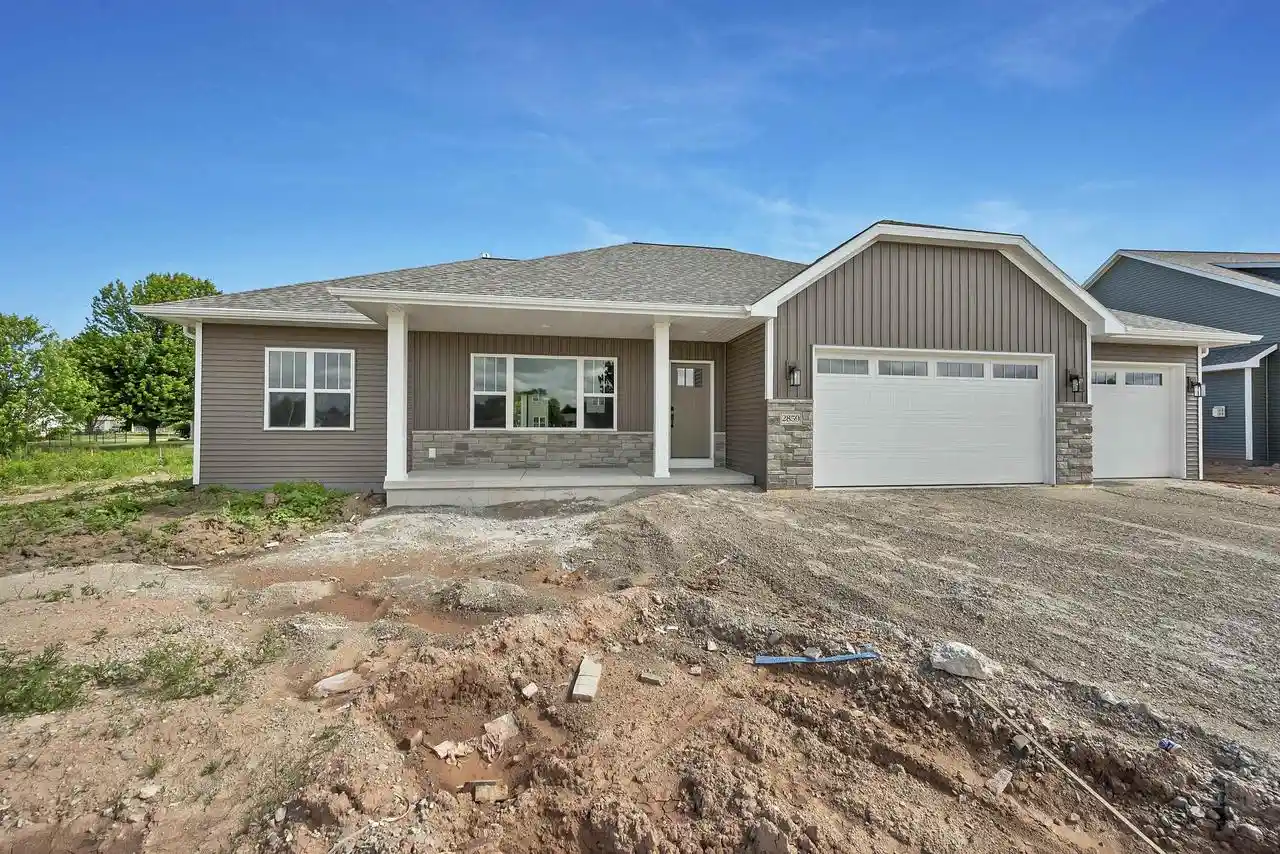 1st image of 2859 Stelor Dr Dr, Green Bay, WI 54311 | MLS# 50328439