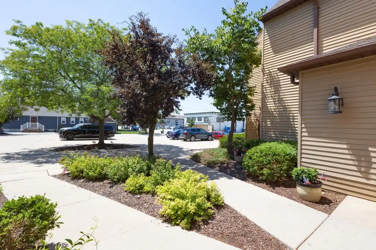 2nd image of 100 Main Street Street #201, Pewaukee, WI 53072 | MLS# 1969933