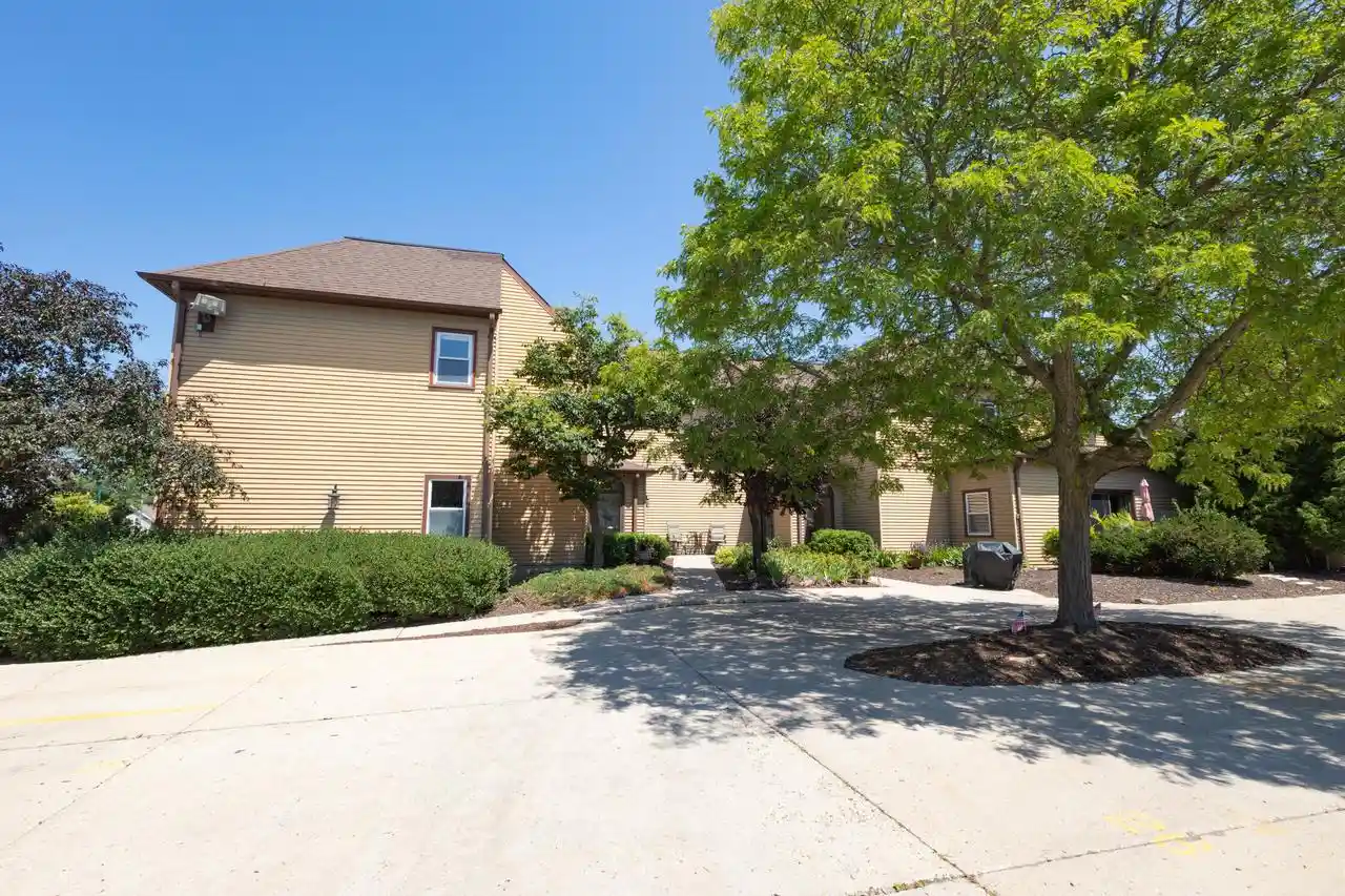 59th image of 100 Main Street Street #201, Pewaukee, WI 53072 | MLS# 1969933
