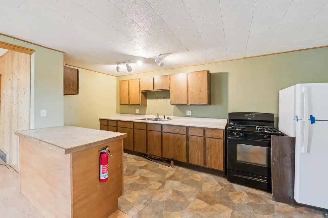 24th image of 332 W Pine Street Street, Washburn, WI 54891 | MLS# 6126500