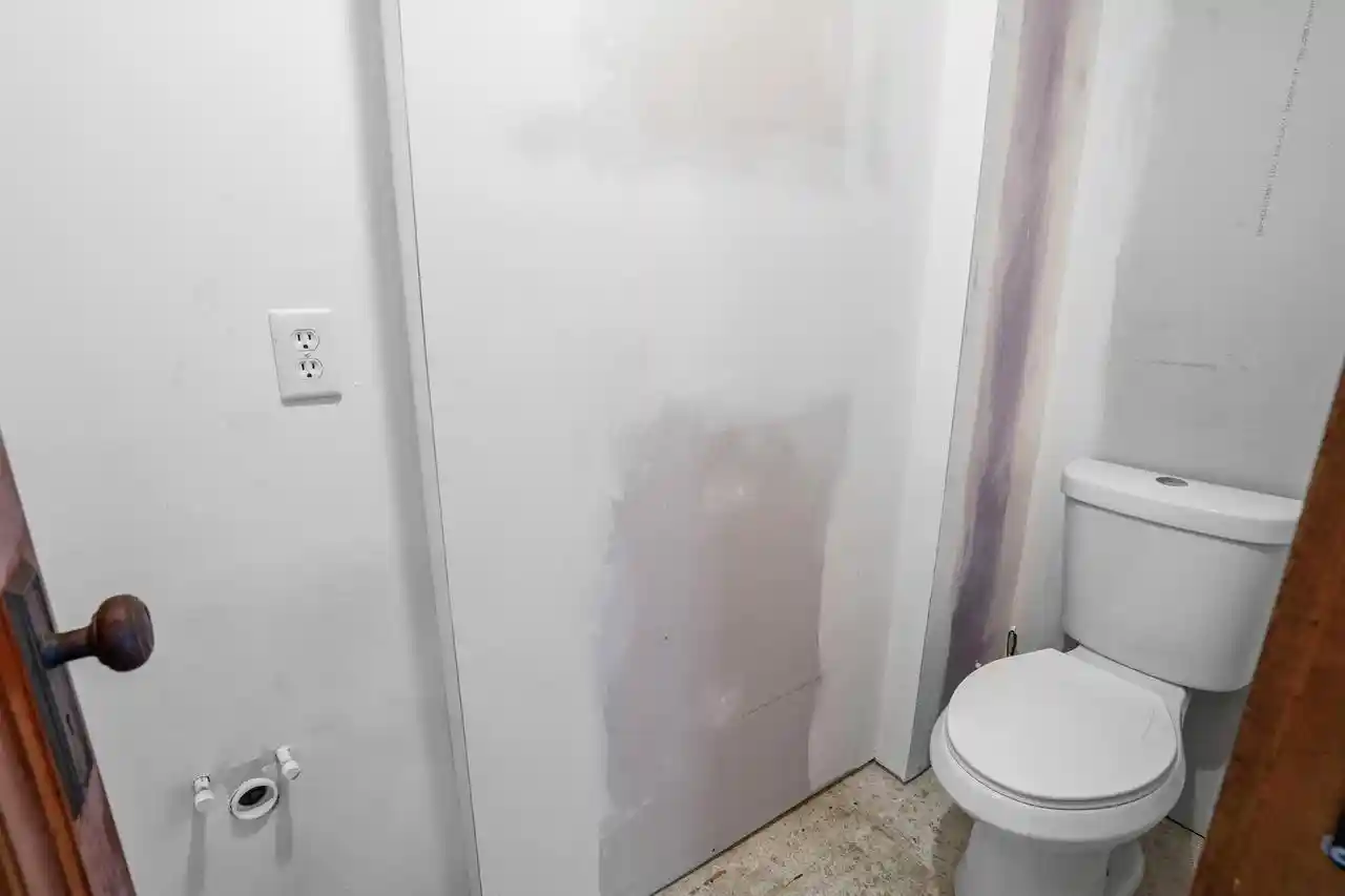 4th image of 1801 Flett Avenue Avenue, Racine, WI 53403 | MLS# 1969939