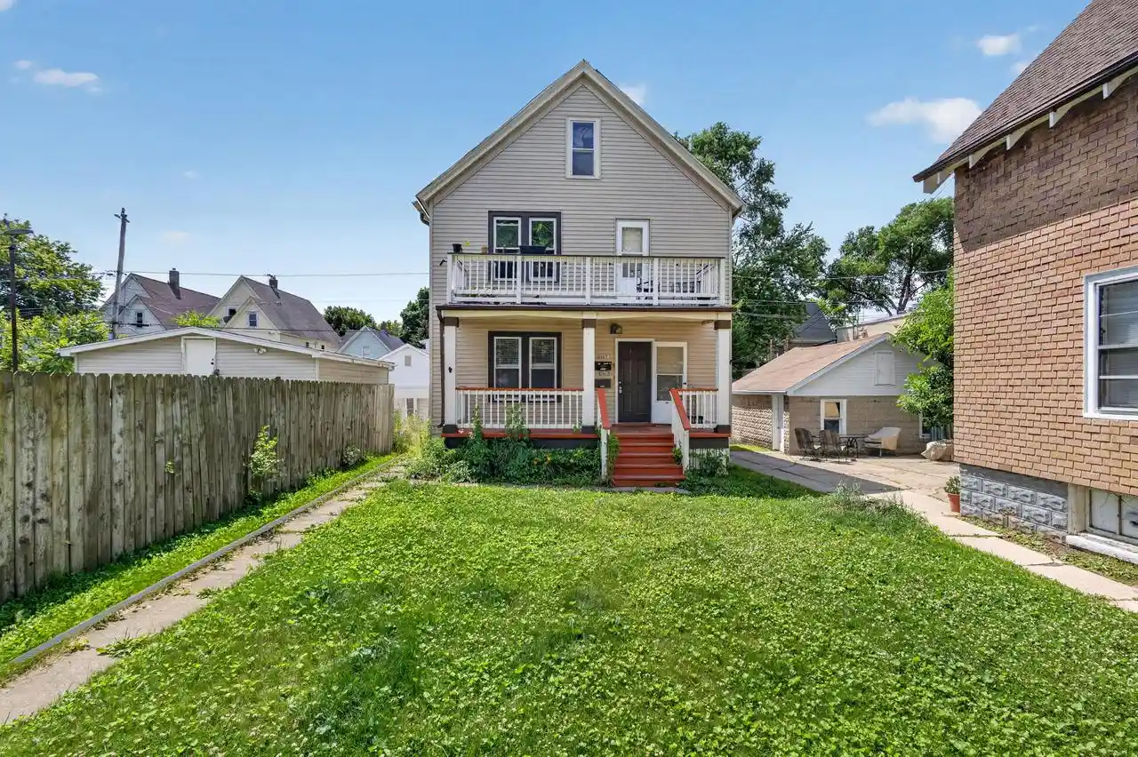 Homes for sale in Milwaukee, WI | 2867 N Fratney Street Street, Milwaukee, WI 53212 | MLS# 1969942