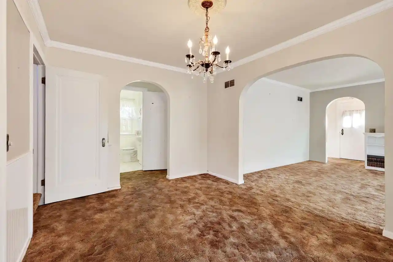 Photo 3 of Single family home for sale at 629 Washington Street Street, Fort Atkinson, WI 53538 | MLS# 2027193 | Listing updated on 2026-09-23