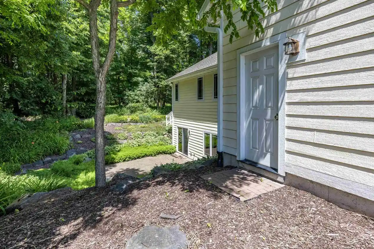 2nd image of 1510 & 1520 Green Vistas Dr Dr, Wausau, WI 54403 | MLS# 22603050