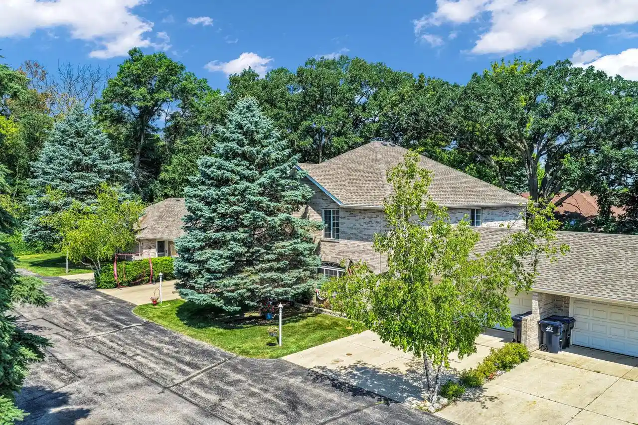 Homes for sale in Elkhorn, WI | 626 E Market Street Street #103, Elkhorn, WI 53121 | MLS# 1969961