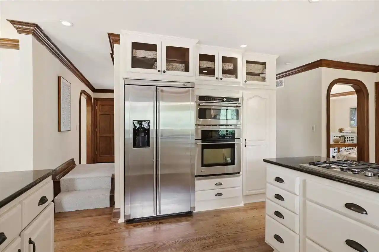 33rd image of 31575 County Road K, Hartland, WI 53029 | MLS# 1969964