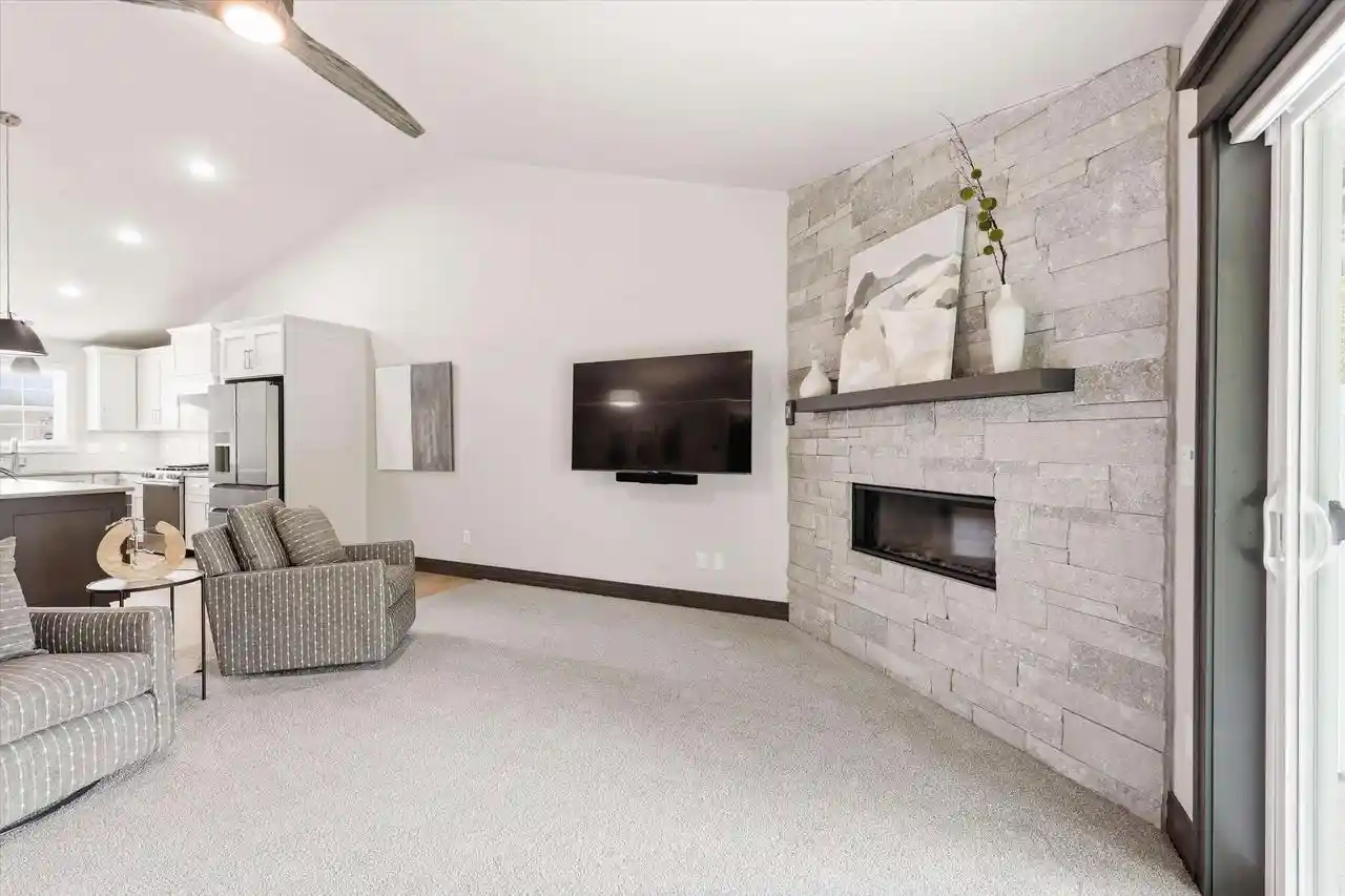 2nd image of 1865 Southbridge Road Road, De Pere, WI 54115 | MLS# 50328481