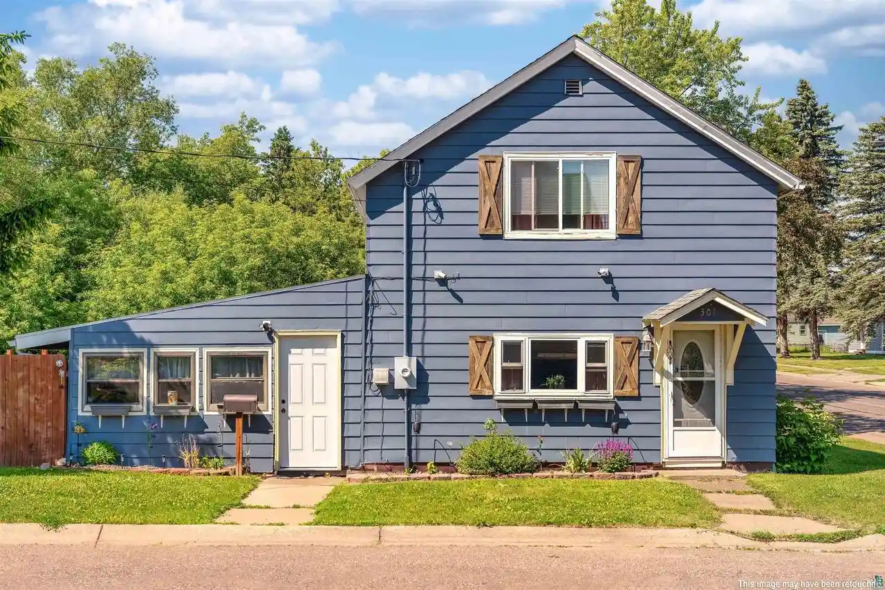 Photo 1 of Single family home for sale at 301 15th Ave W, Ashland, WI 54806 | MLS# 6126510 | Listing updated on 2026-07-03