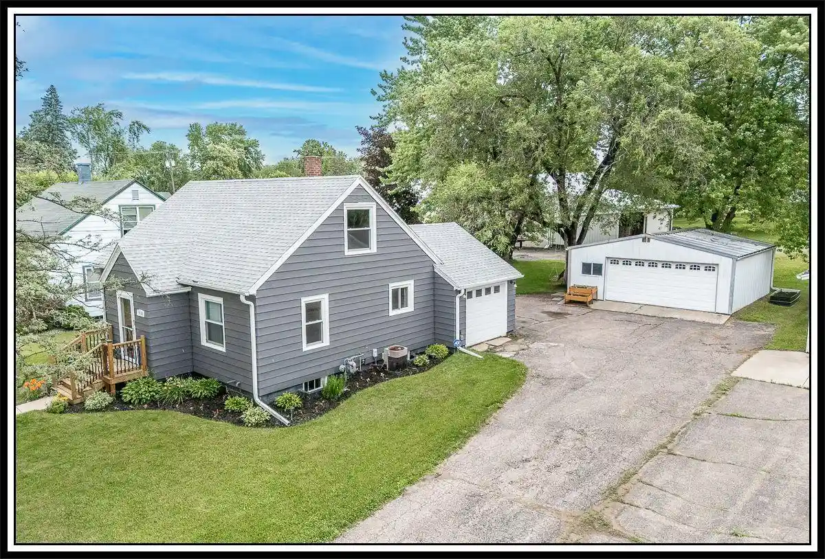 1st image of 1118 Depot Street Street, Manawa, WI 54949 | MLS# 50328493