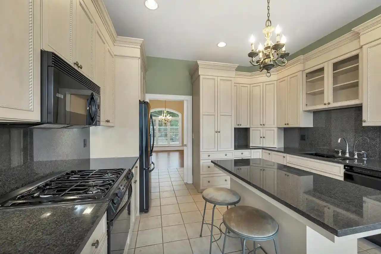 4th image of 1127 Pleasant Valley Dr Dr, Oneida, WI 54155 | MLS# 50328483
