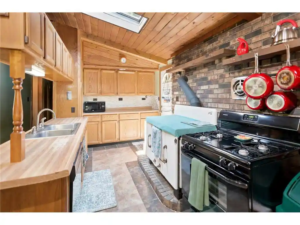 2nd image of 8998 N River Road Road, Danbury, WI 54830 | MLS# 7103089