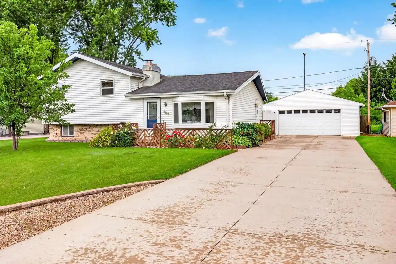 Homes for sale in Menasha, WI | 1164 Mayer Street Street, Menasha, WI 54952 | MLS# 50328497