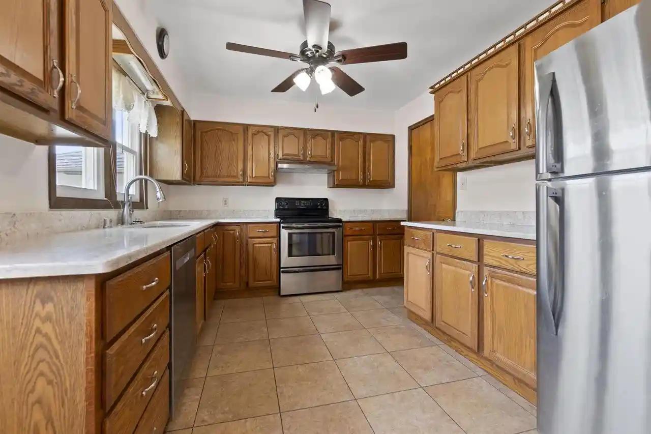 Photo 4 of Single family home for sale at 313 15Th Street Street, Fond Du Lac, WI 54935 | MLS# 50328506 | Listing updated on 2026-10-12