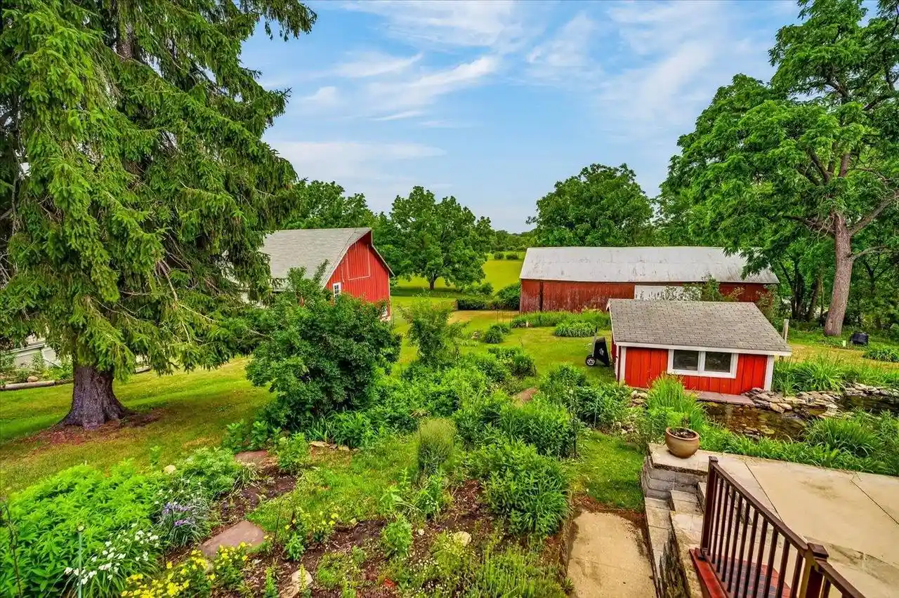 4th image of 854 Hwy 51, Stoughton, WI 53589 | MLS# 2027233