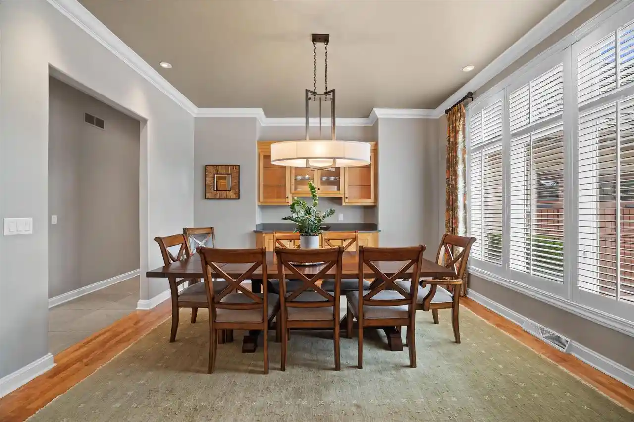 2nd image of 1704 E Juniper Way Way, Hartland, WI 53029 | MLS# 1970003