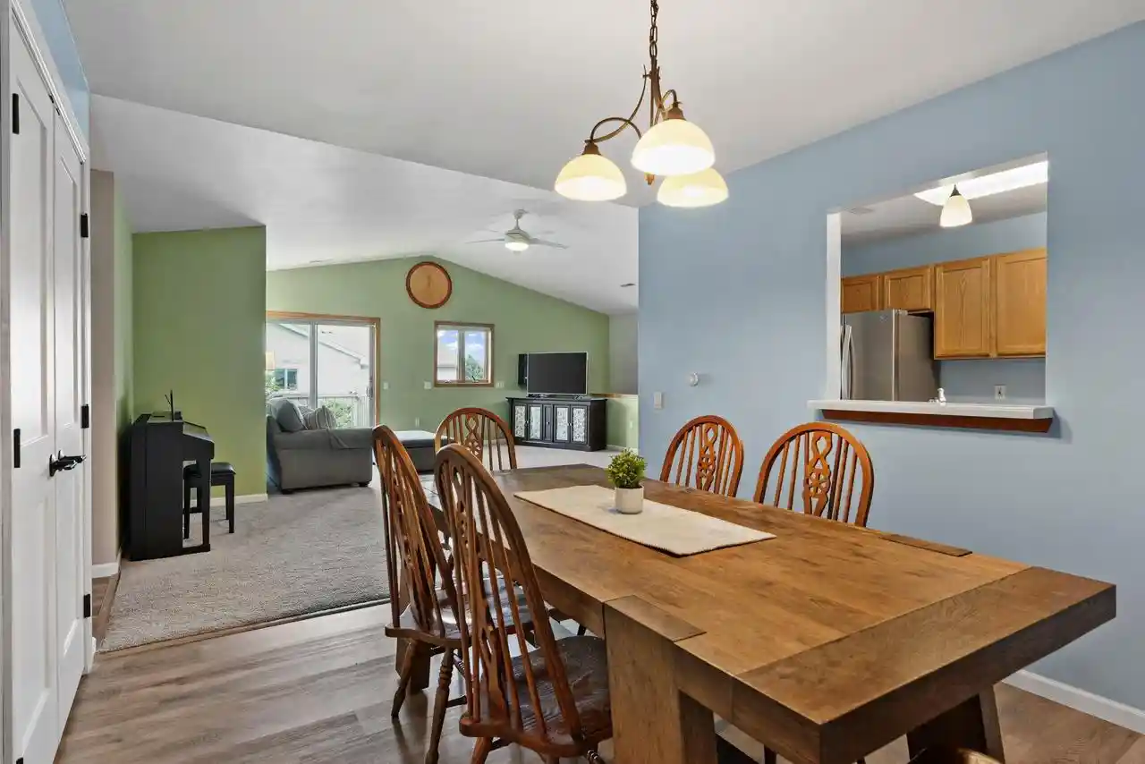 4th image of 626 Military Ridge Dr Dr, Verona, WI 53593 | MLS# 2027251