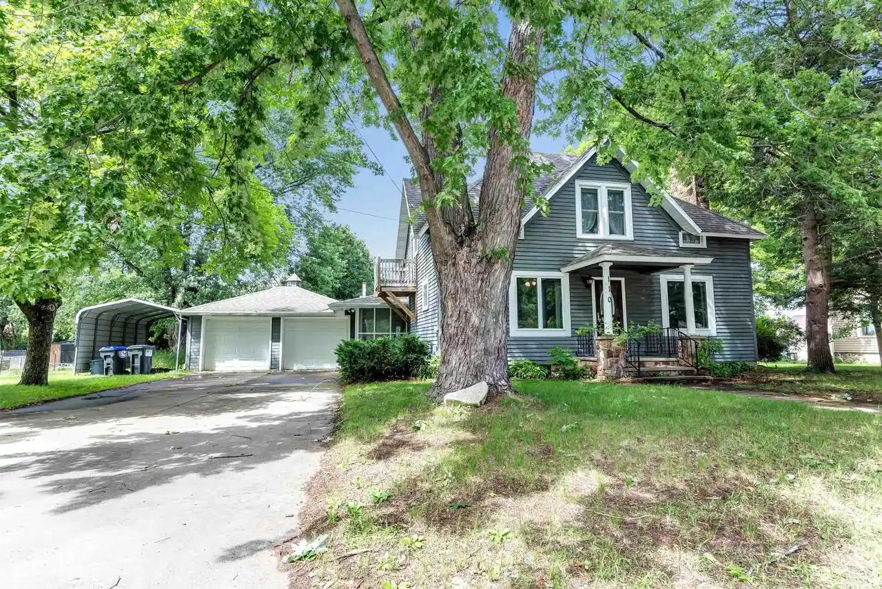Homes for sale in Weyauwega, WI | 110 W Parker Street Street, Weyauwega, WI 54983 | MLS# 50328520