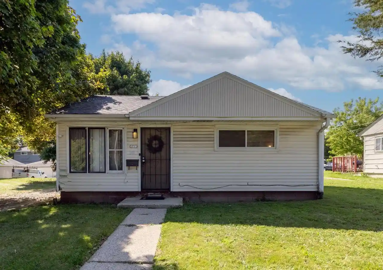 Homes for sale in Milwaukee, WI | 5711 N 60th Street Street, Milwaukee, WI 53218 | MLS# 1970034
