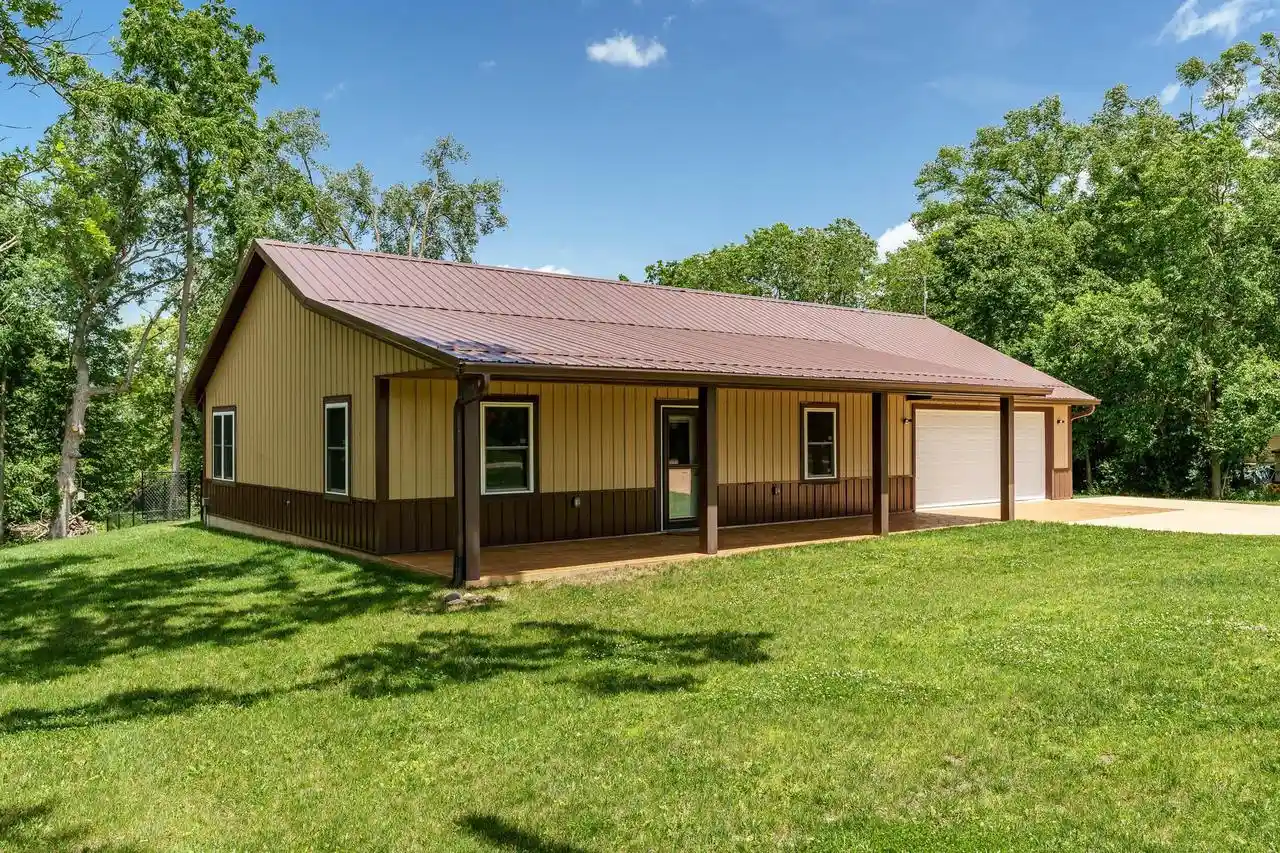 Photo 4 of Single family home for sale at 2137 W Creedy Road Road, Beloit, WI 53511 | MLS# 2027261 | Listing updated on 2026-10-09
