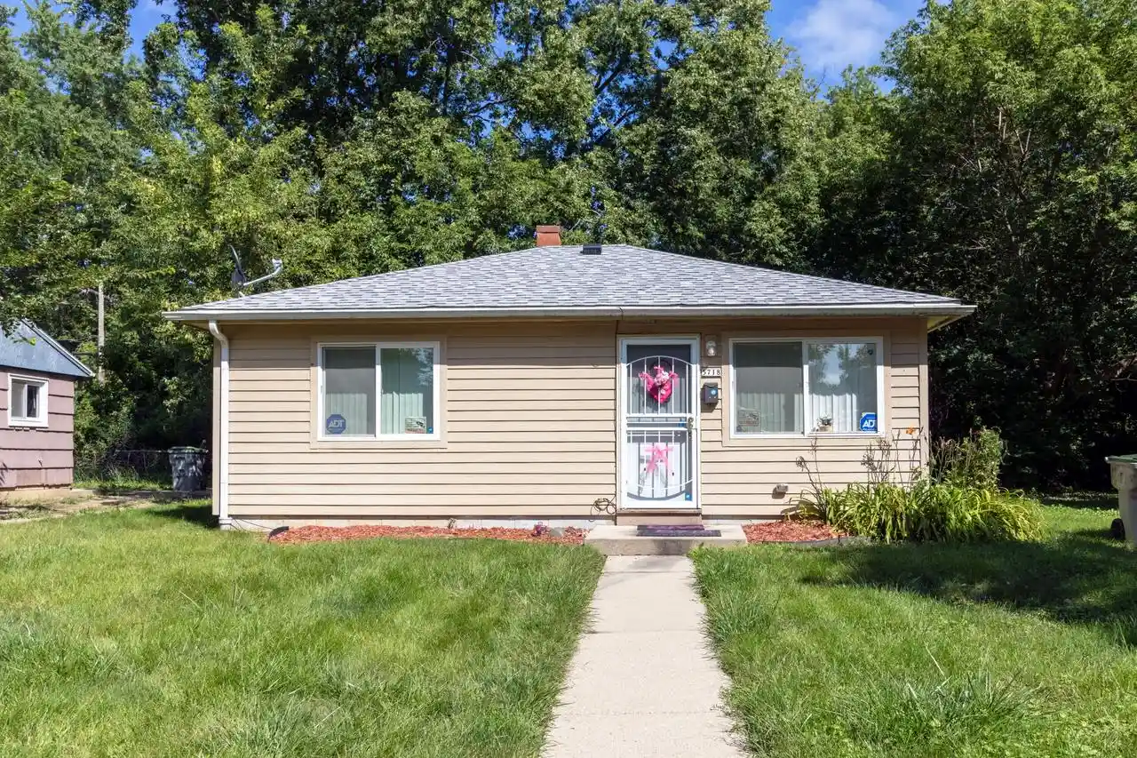 Homes for sale in Milwaukee, WI | 5718 N 62nd Street Street, Milwaukee, WI 53218 | MLS# 1970039