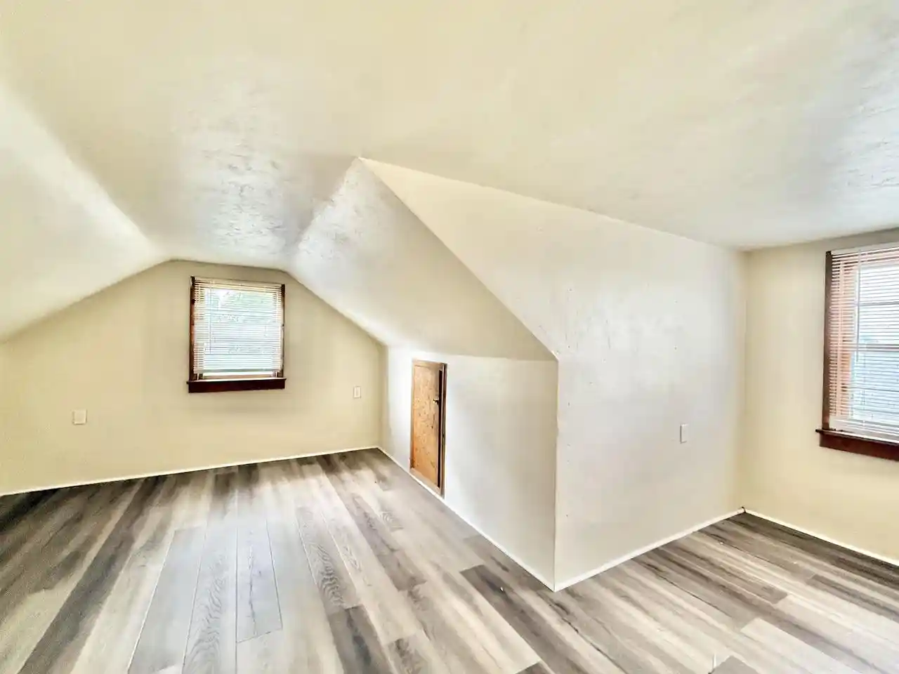 Homes for sale in Beloit, WI | 922 Farwell Street Street, Beloit, WI 53511 | MLS# 2027265