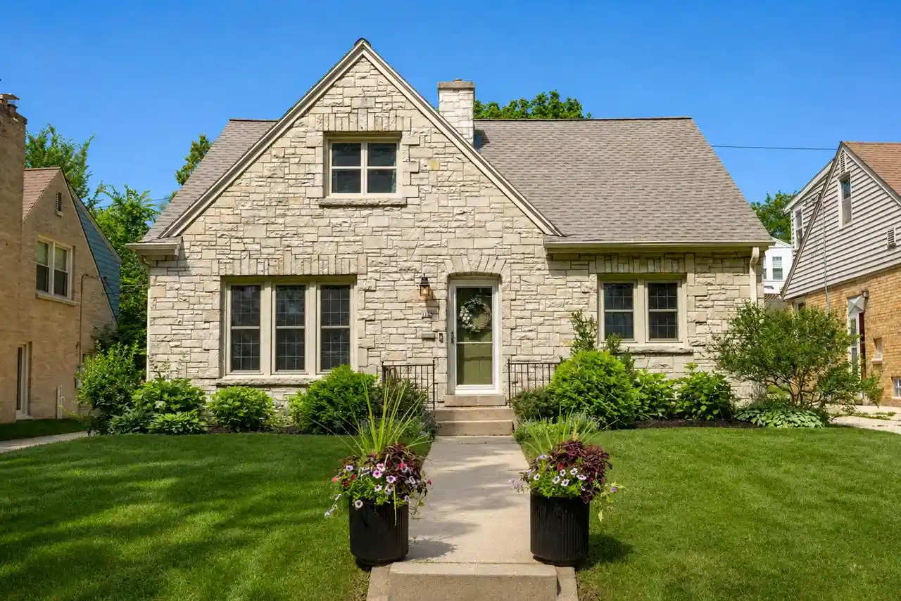 Homes for sale in Wauwatosa, WI | 125 N 85th Street Street, Wauwatosa, WI 53226 | MLS# 1970049
