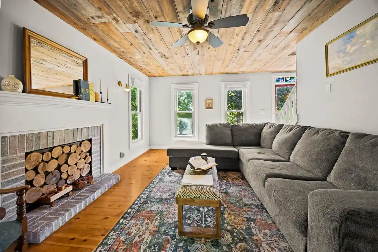 2nd image of N45w32520 Watertown Plank Road Road, Nashotah, WI 53058 | MLS# 1970051