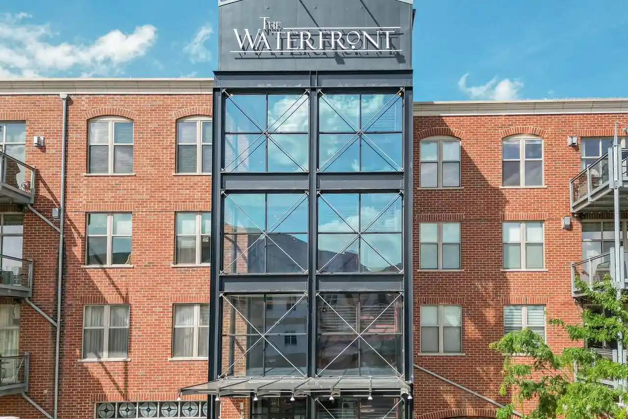 Homes for sale in Milwaukee, WI | 130 S Water St St, Milwaukee, WI 53204