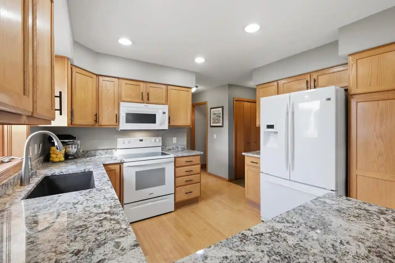 4th image of 5478 Shale Road Road, Fitchburg, WI 53711 | MLS# 2027269