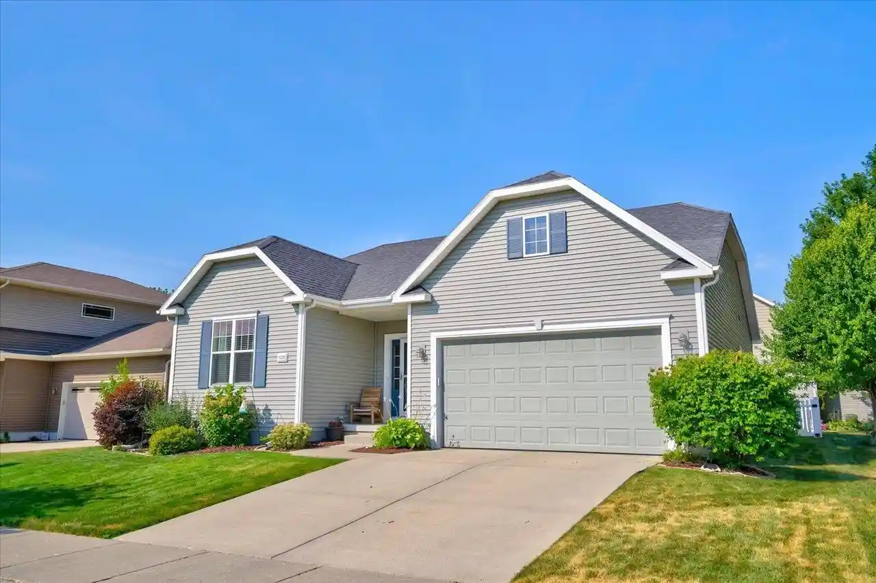 1st image of 1320 Blazingstar Lane Lane, Sun Prairie, WI 53590 | MLS# 2027271