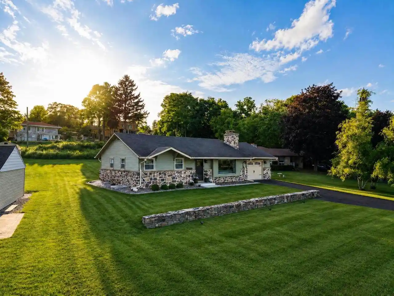 Homes for sale in Muskego, WI | W191s7325 Shore Lane Lane, Muskego, WI 53150 | MLS# 1970066
